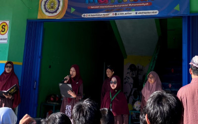Upacara Peringatan Hari Pendidikan Nasional
